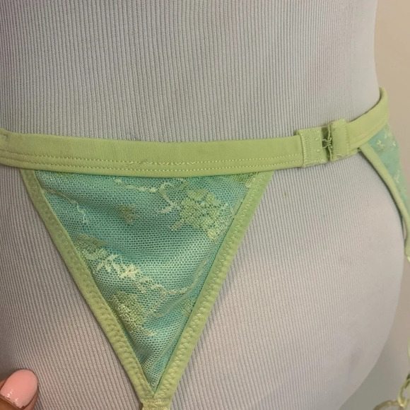WOMEN’S lingerie Garters light green lime color Sz L/XL - Picture 8 of 9